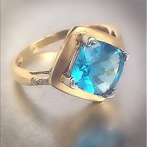 Vintage 10k topaz diamonds rin
